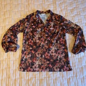 Vintage floral polyester blouse.